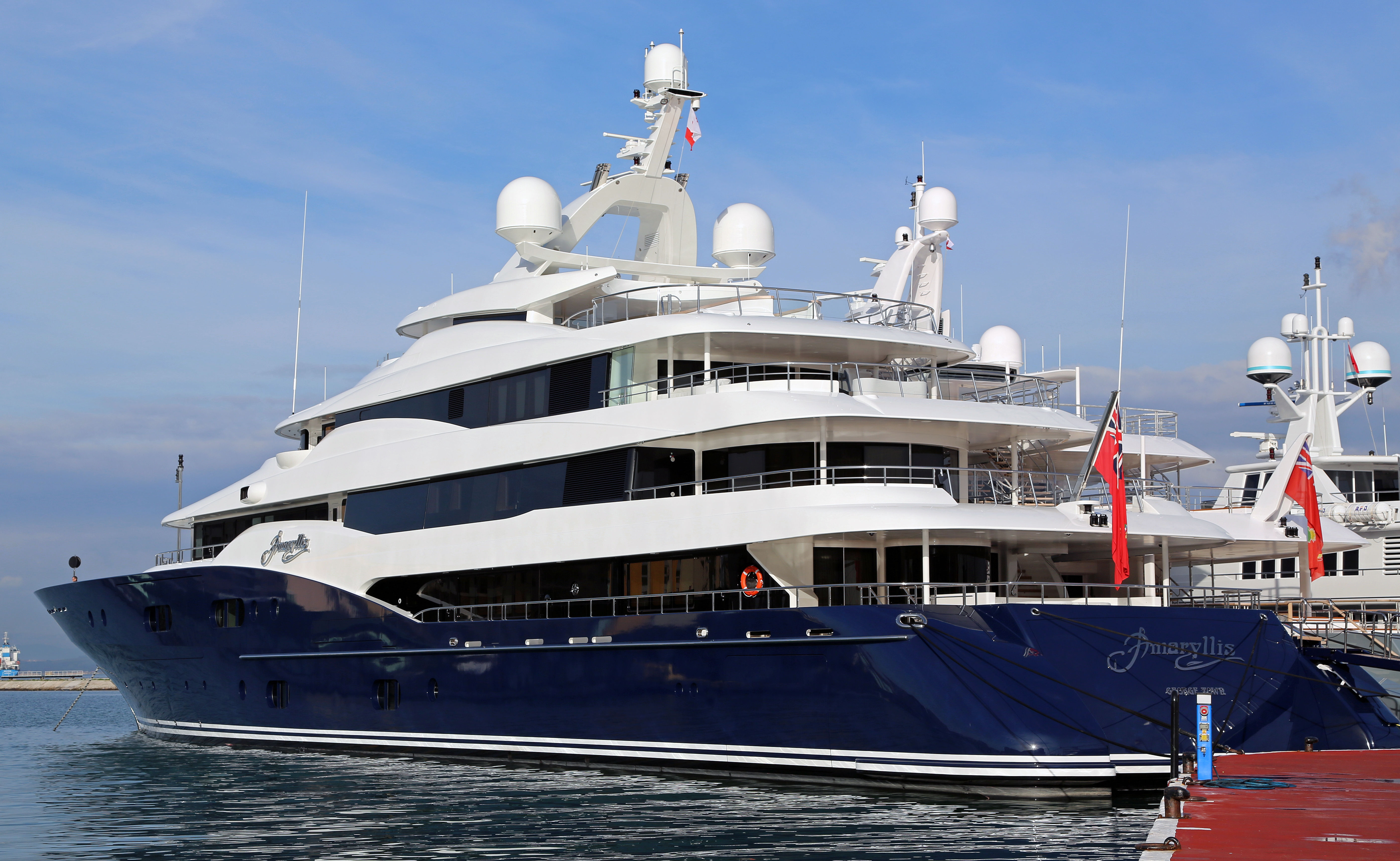 Two Speeds: a 14M Euro Cut on Boardwalk V as Hybrid New-Builds Sell Out